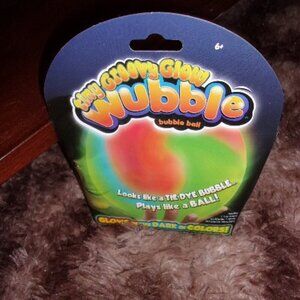 Wubble Tiny Groovy in the Glo Bubble Ball New